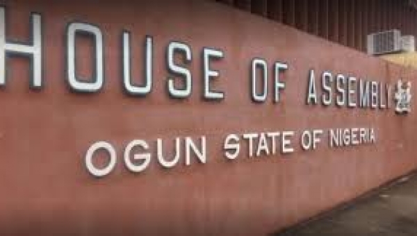 Ogun lawmakers call for even distribution of road projects